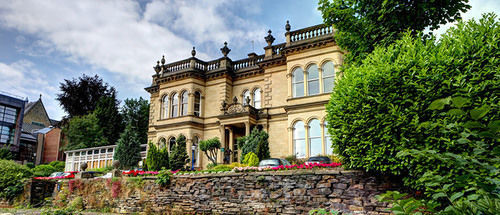 Heaton Mount 3*
